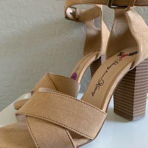 penny loves kenny block heels